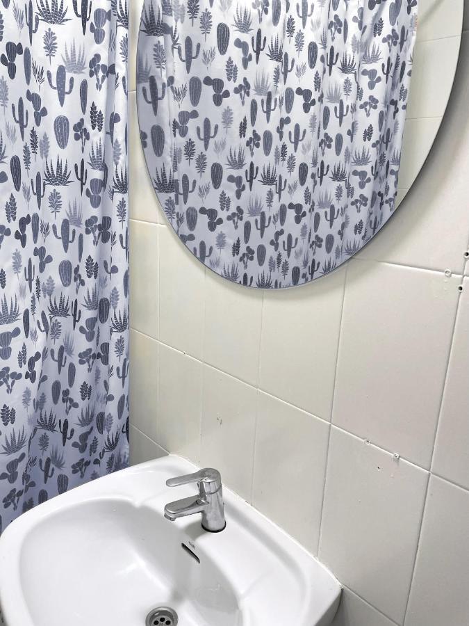 Bed and Breakfast Sol Montera & Parking Tph Madrid Exterior foto