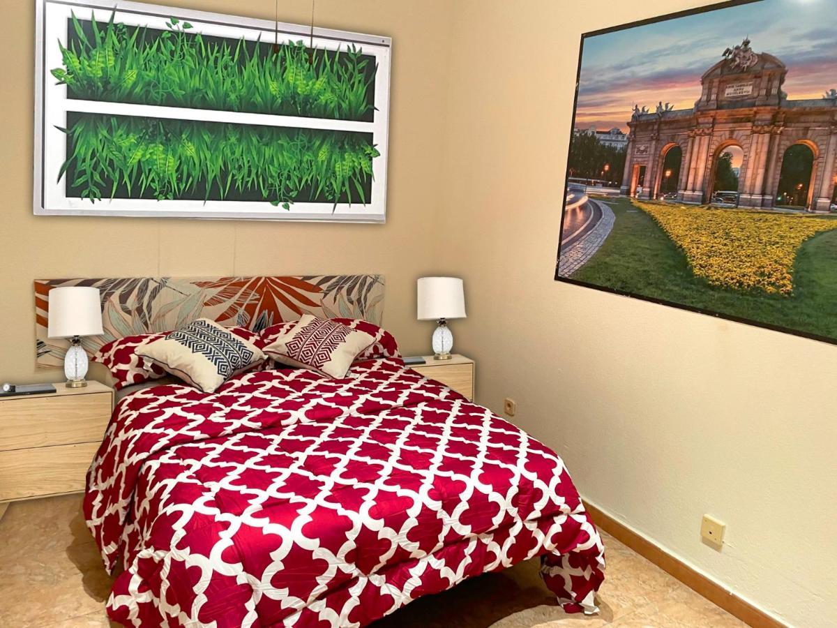 Bed and Breakfast Sol Montera & Parking Tph Madrid Exterior foto
