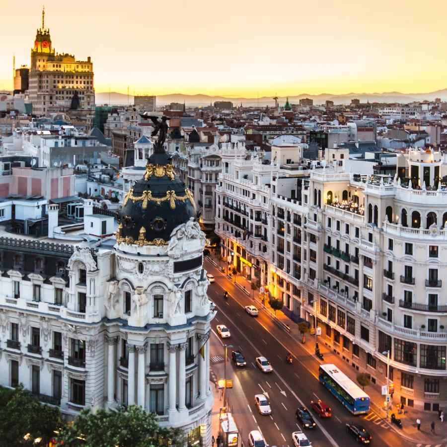 Bed and Breakfast Sol Montera & Parking Tph Madrid Exterior foto